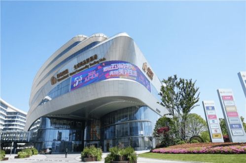 击穿中台 企业数字化的终极目标与商品交易中心的融合路径